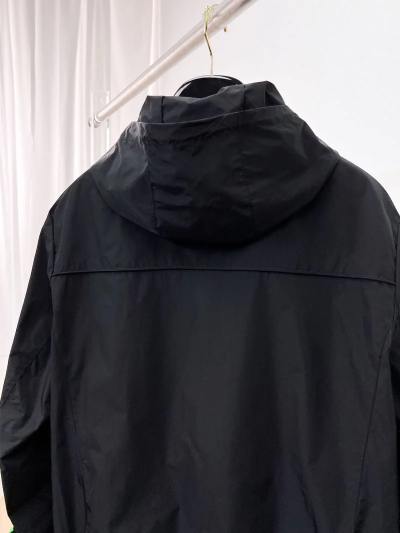 Prada Outwear Unique 167309