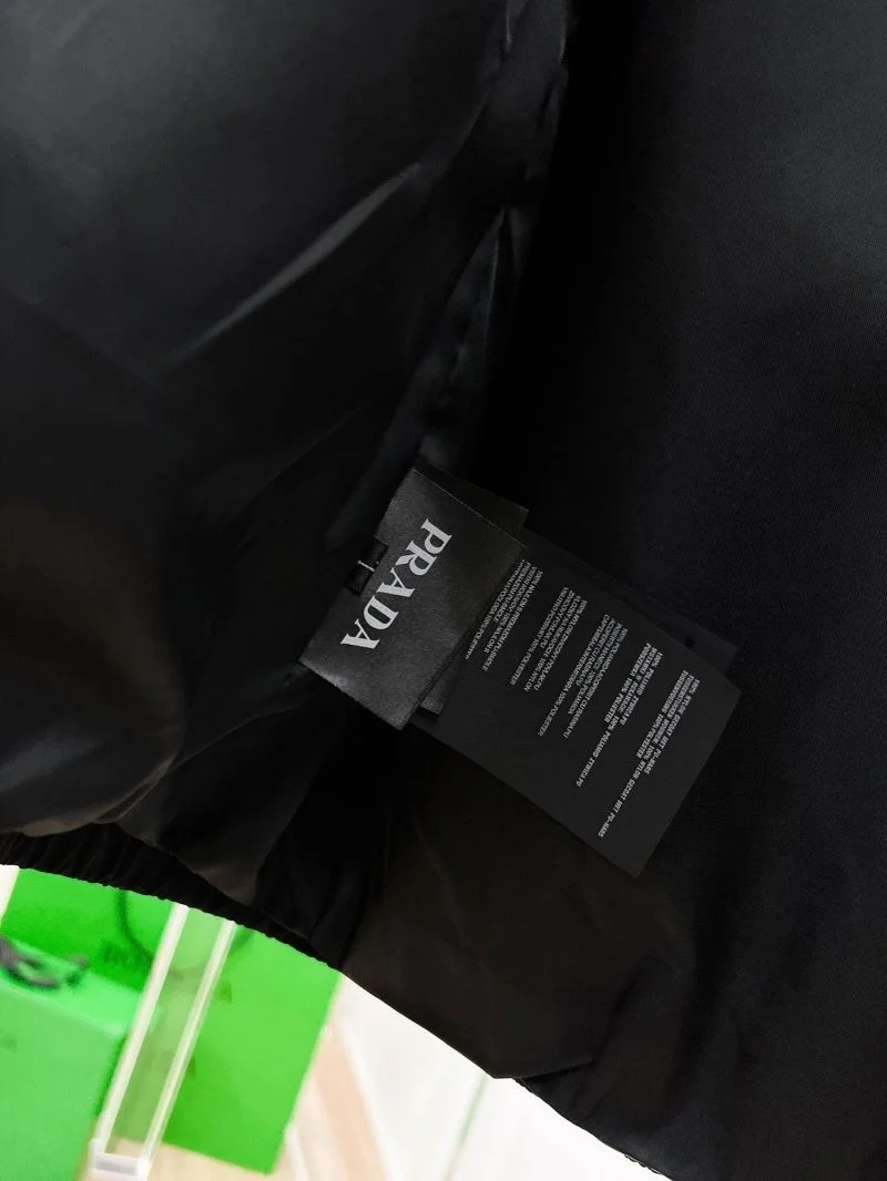 Prada Outwear Unique 167309