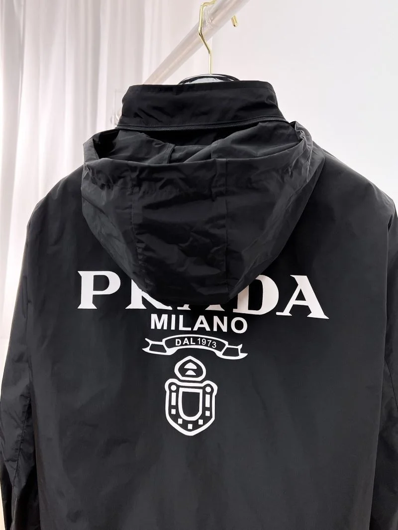 Prada Outwear UrbanStyle 167300