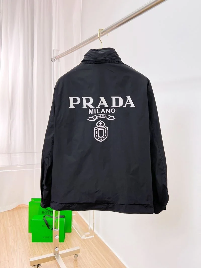 Prada Outwear UrbanStyle 167300