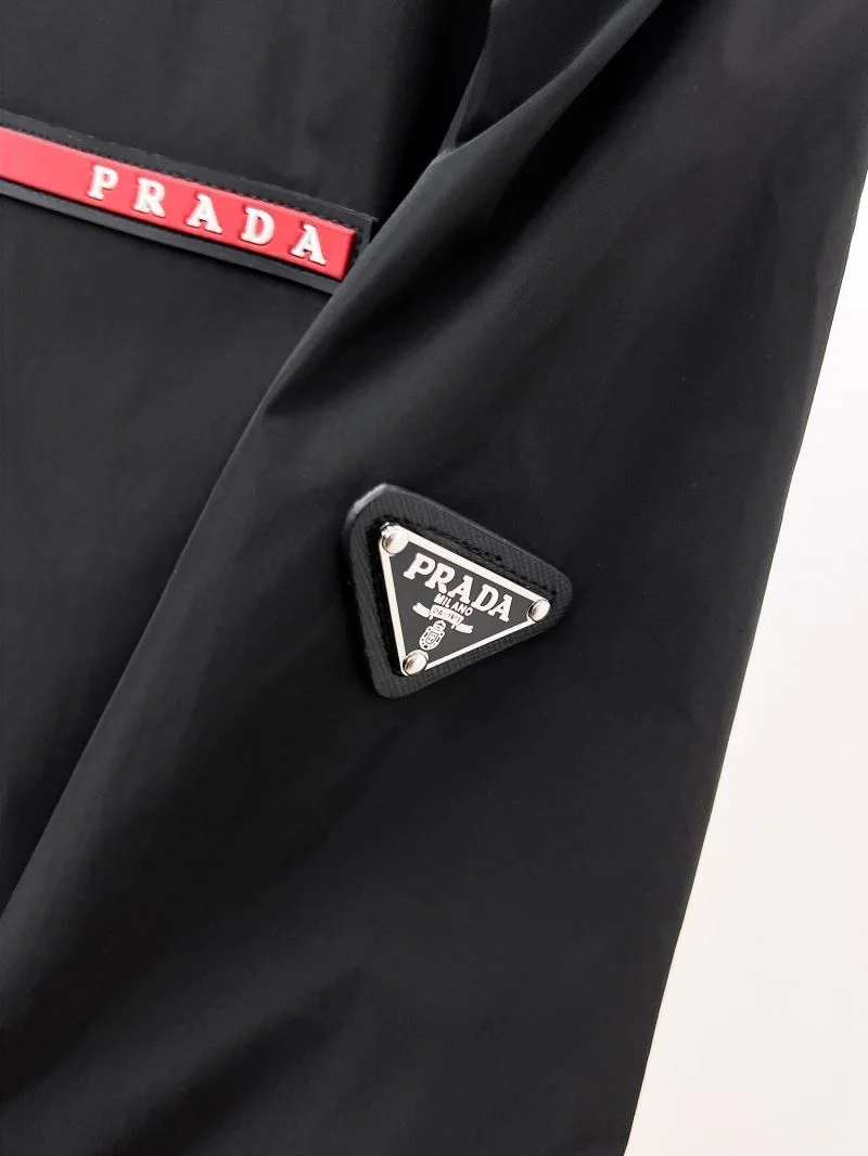 Prada Outwear UrbanStyle 167300