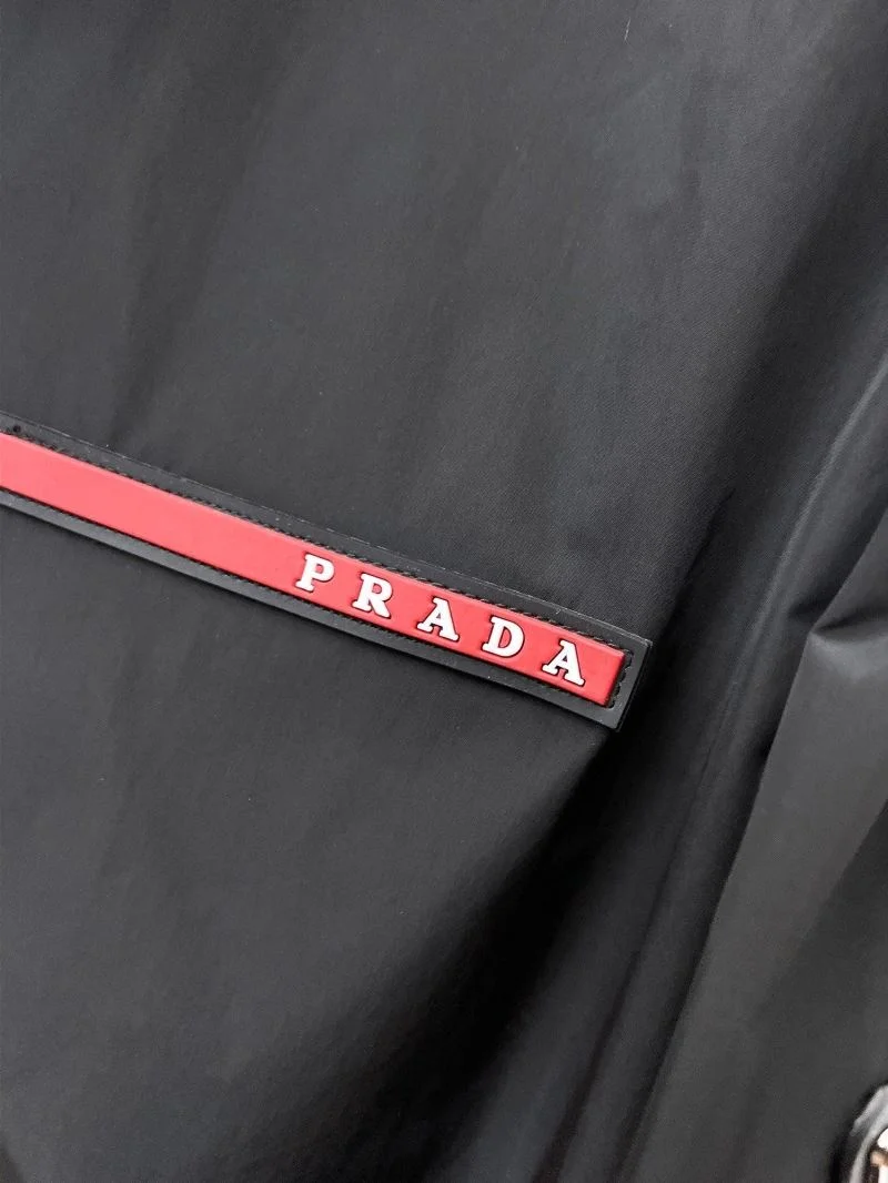 Prada Outwear UrbanStyle 167300