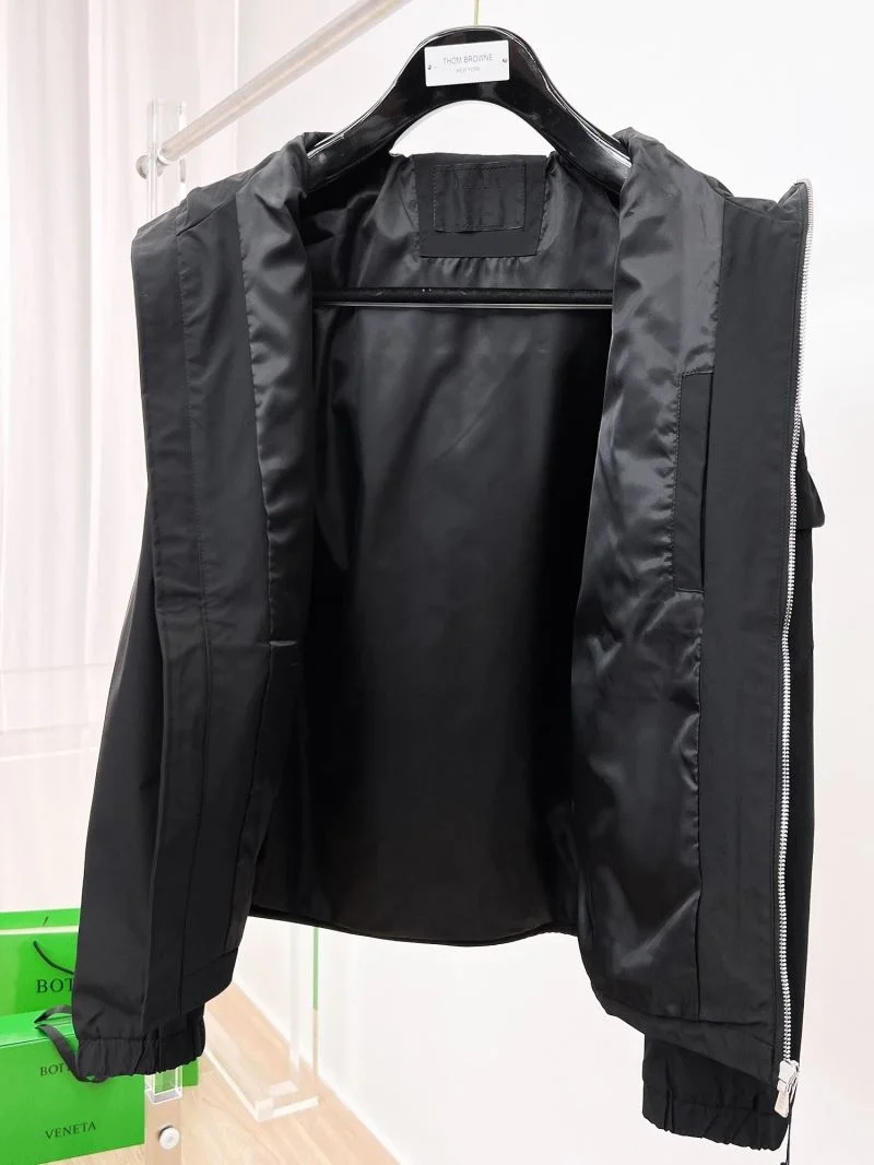 MultiPurpose Prada Outwear 167313
