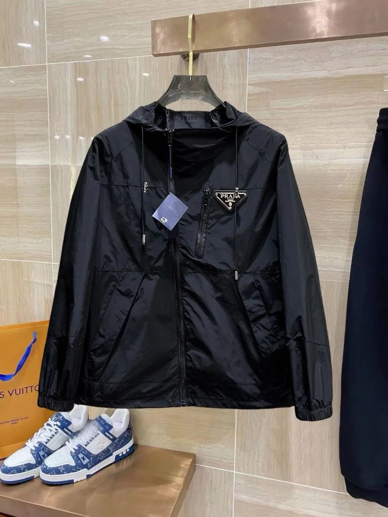 Refined Prada Outwear 167287