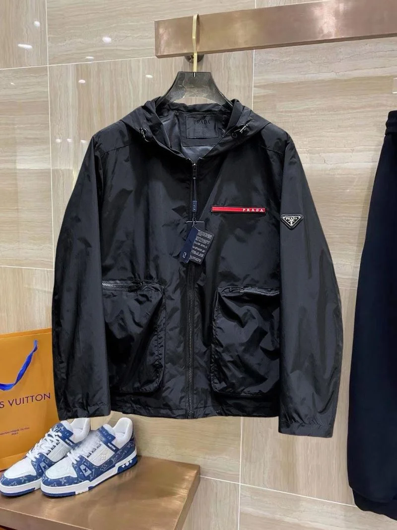 Prada Outwear Bright 167290