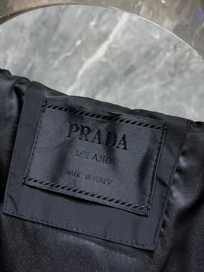Prada Outwear Bright 167290