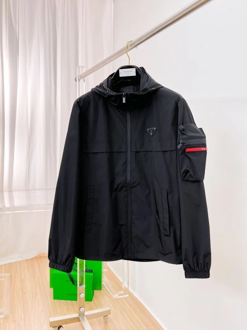 Cozy Prada Outwear 167344