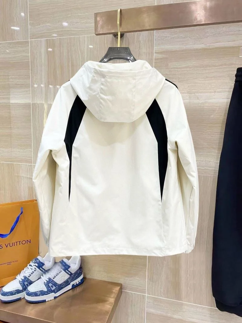 Original Prada Outwear 167296