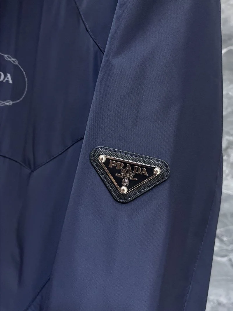 Supportive Prada Outwear 167286