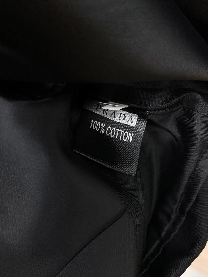 Prada Outwear Unique 167276