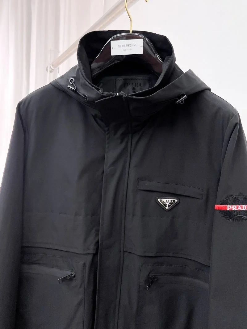 Fashionable Prada Outwear 167307