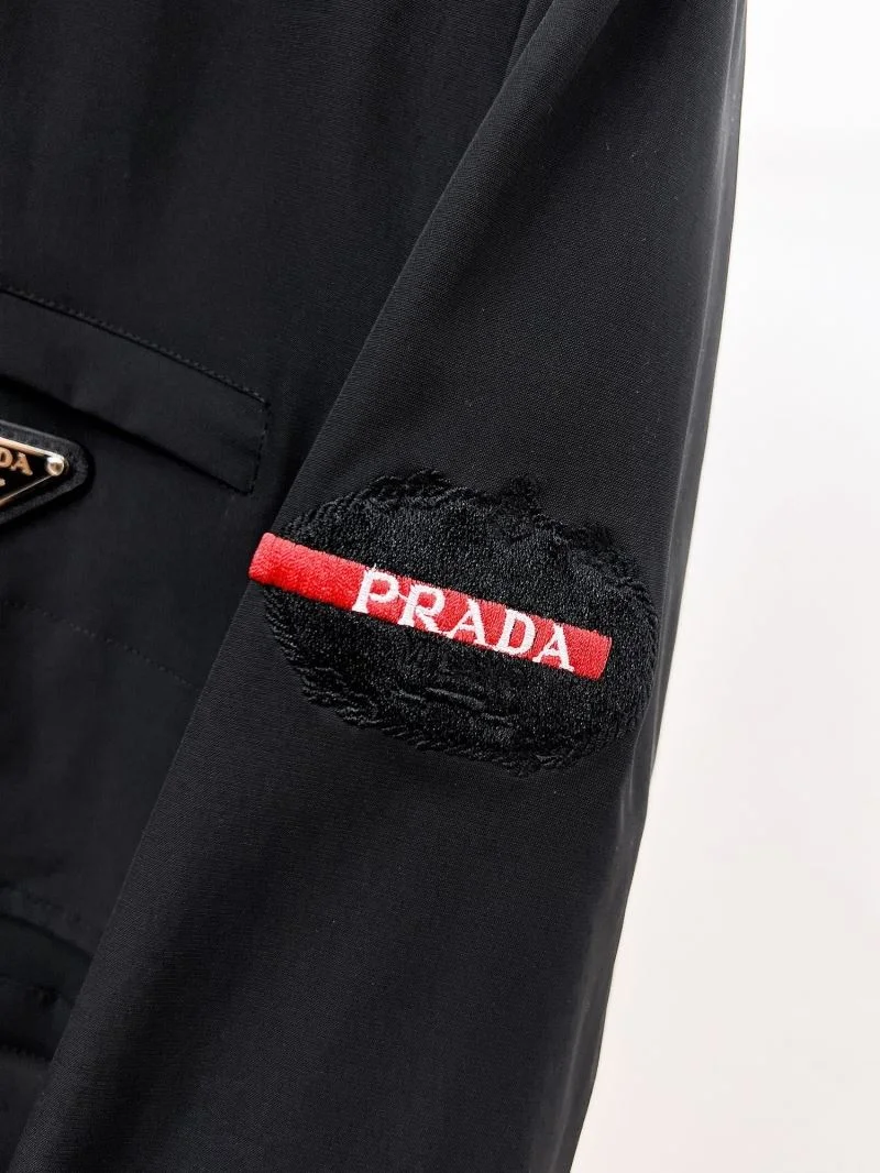 Fashionable Prada Outwear 167307