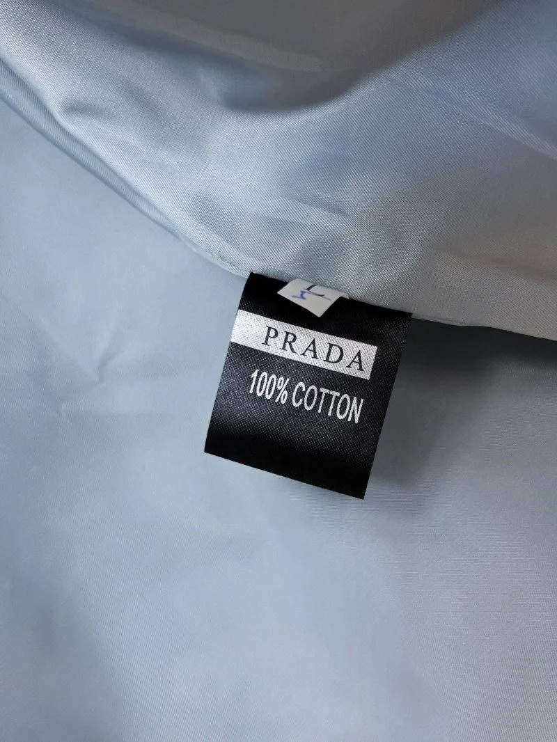 ModernLook Prada Outwear 167322