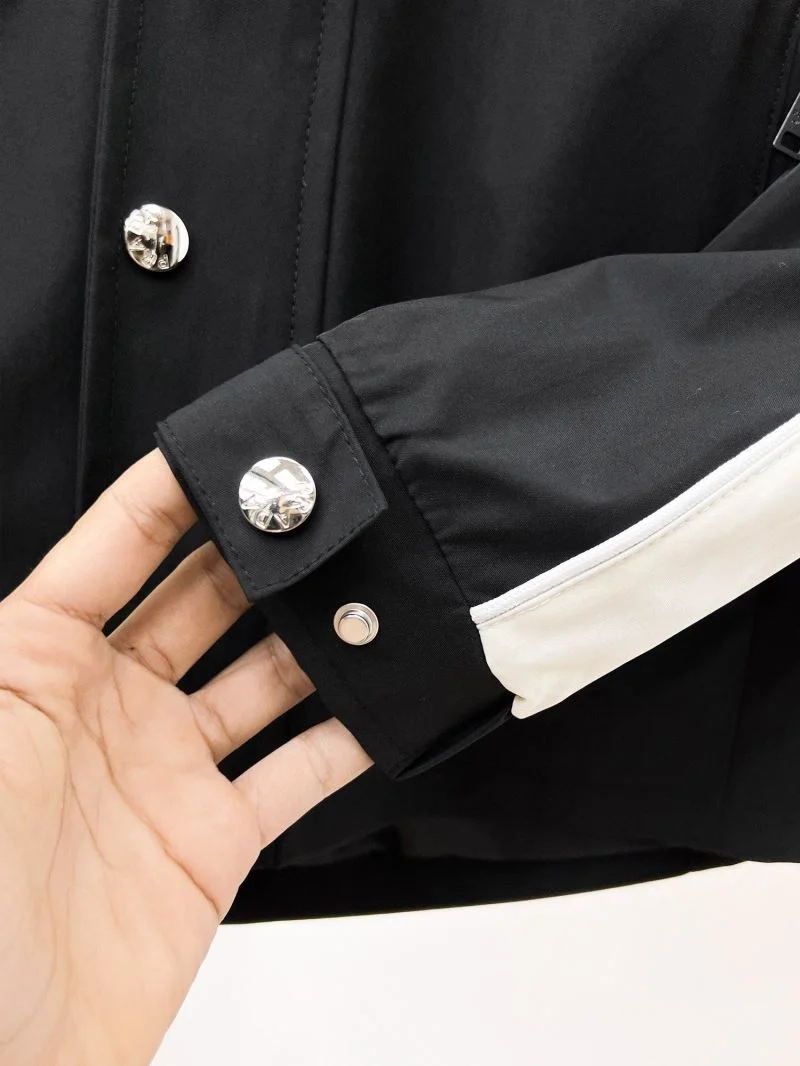 Elegant Prada Outwear 167279
