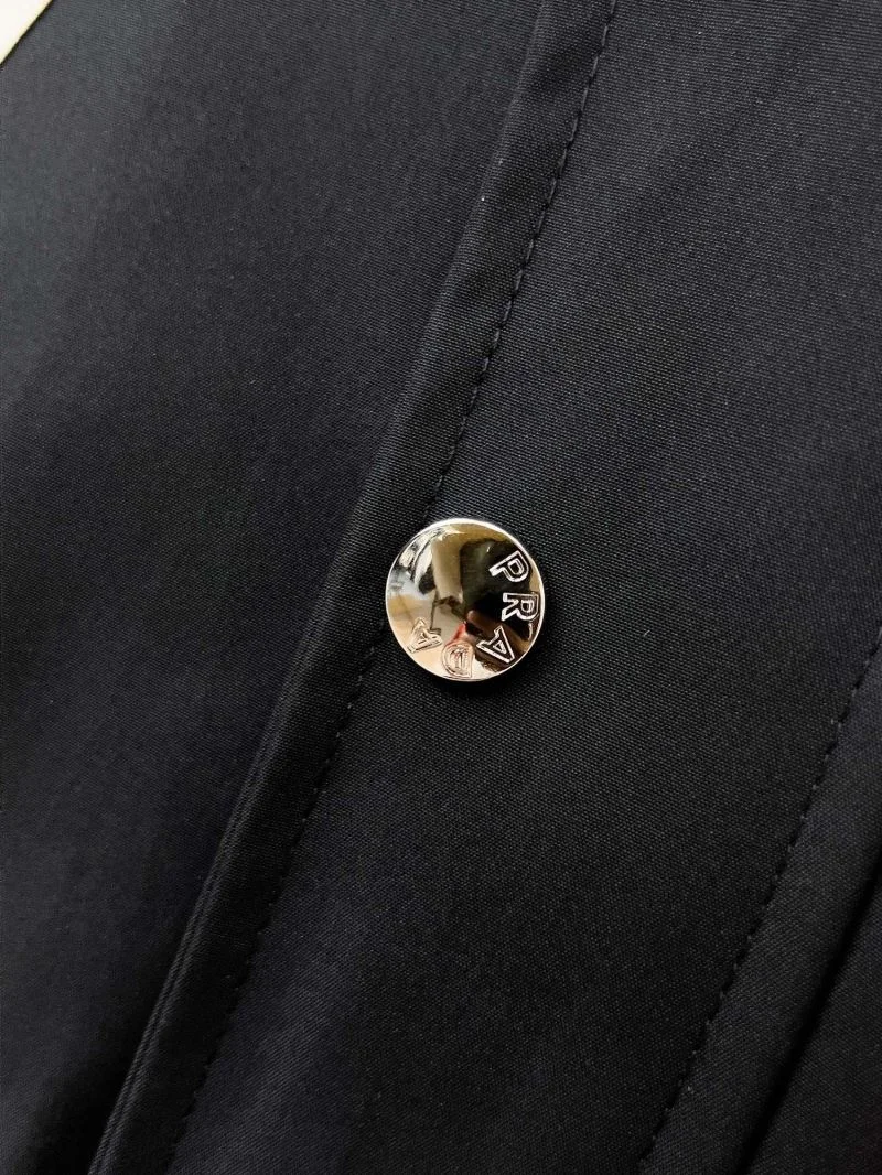 Elegant Prada Outwear 167279