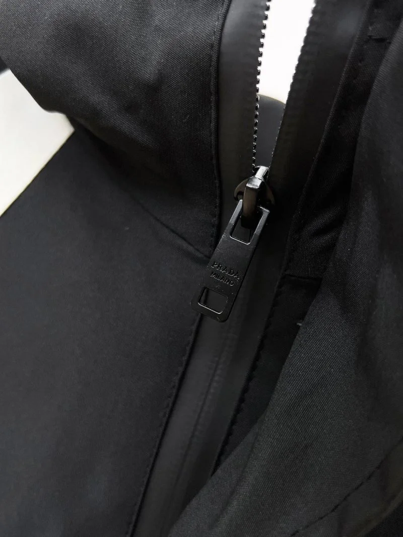 Elegant Prada Outwear 167279