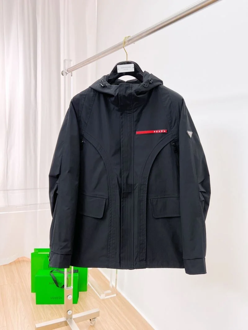 Timeless Prada Outwear 167269
