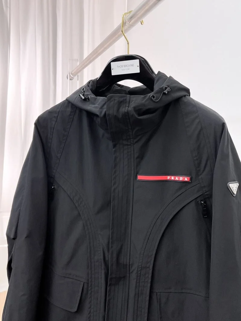 Timeless Prada Outwear 167269