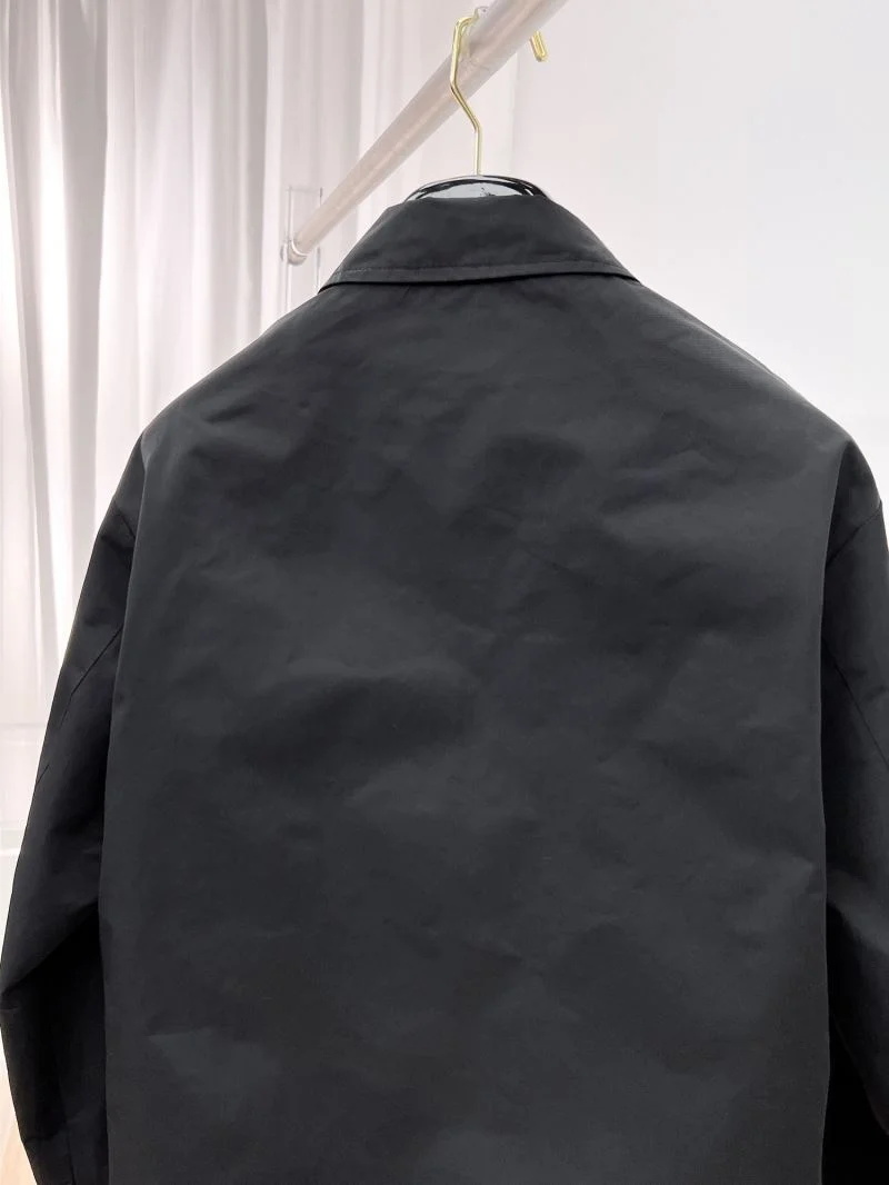 Resilient Prada Outwear 167304