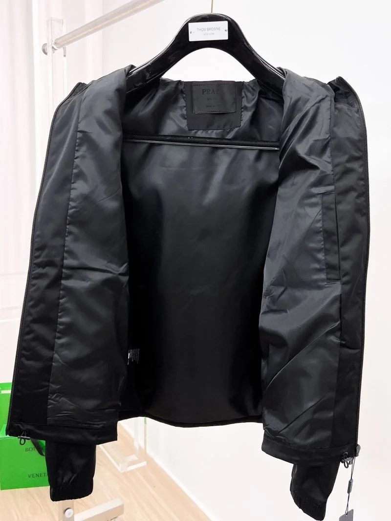 Prada Outwear Vibrant 167246