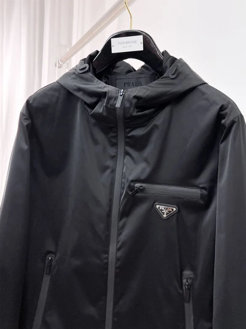 Prada Outwear Vibrant 167246