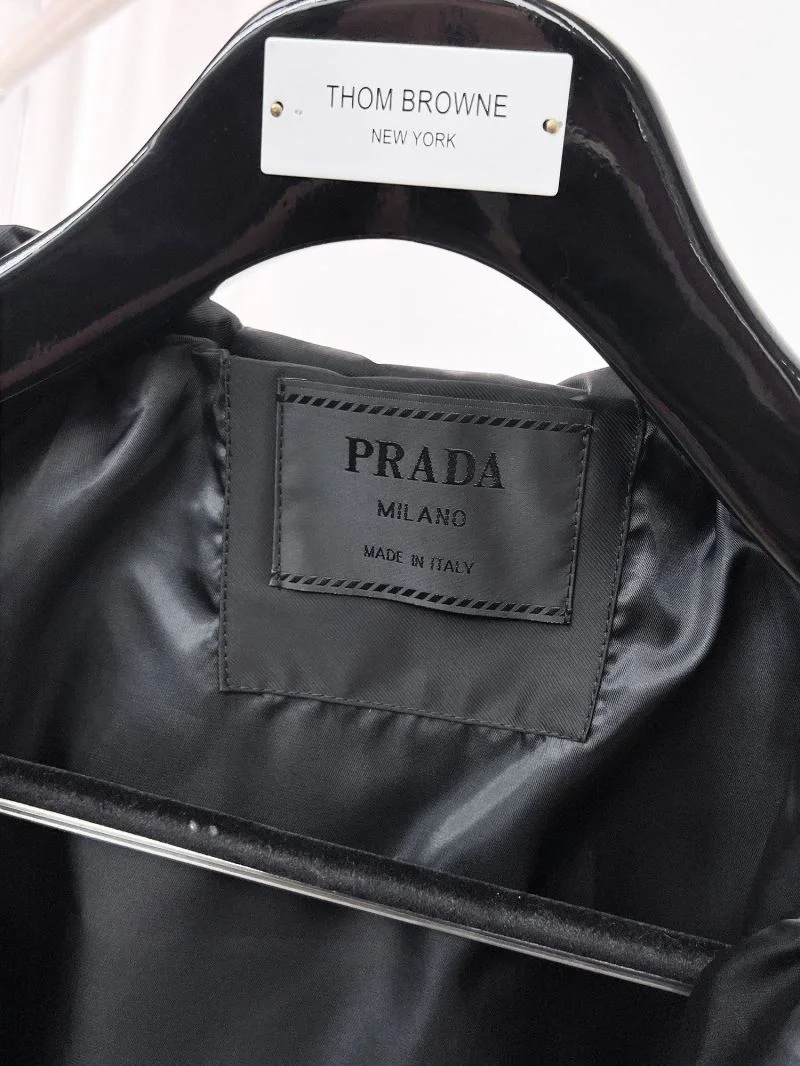Prada Outwear Vibrant 167246