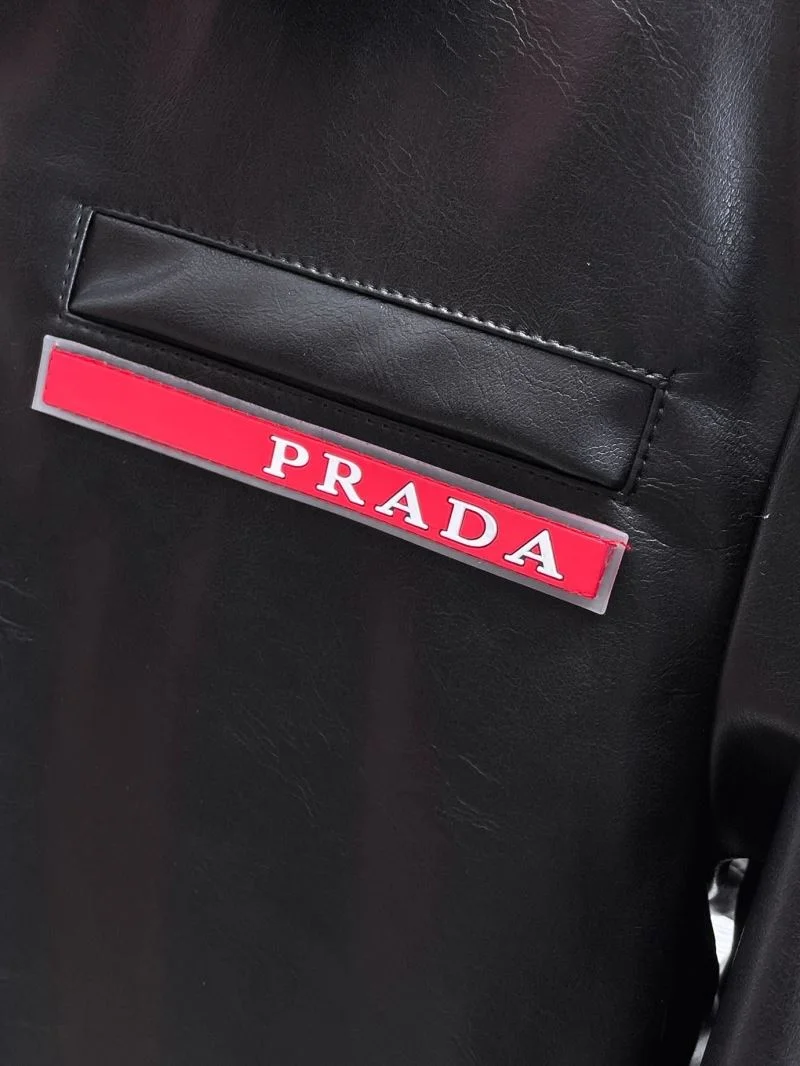 Breathable Prada Outwear 167247