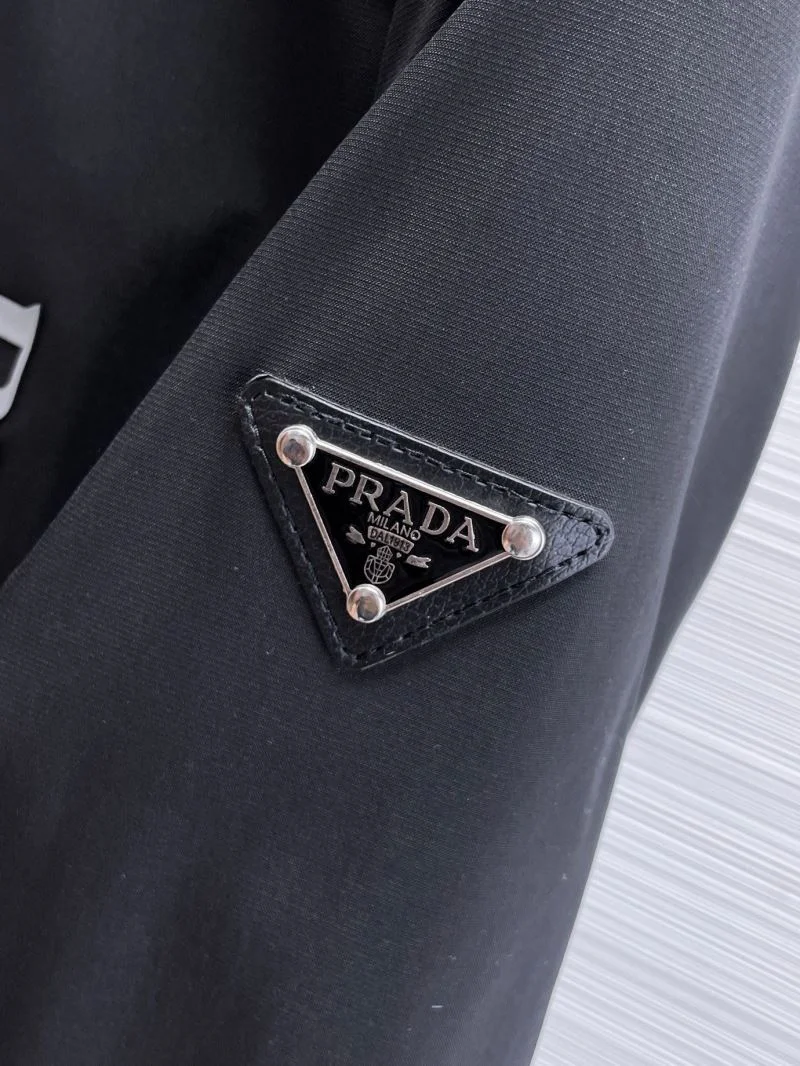 Prada Outwear ModernLook 167244