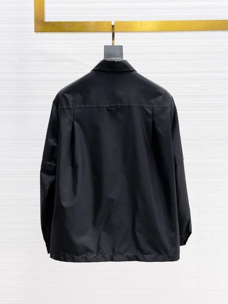 WellDesigned Prada Outwear 167233