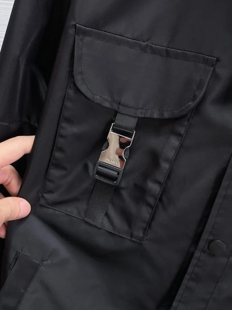WellDesigned Prada Outwear 167233