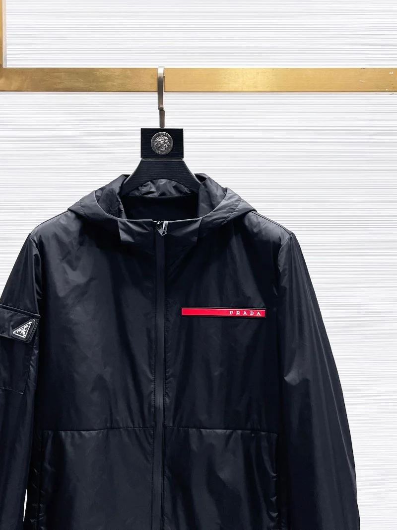 Prada Outwear Fashionable 167257