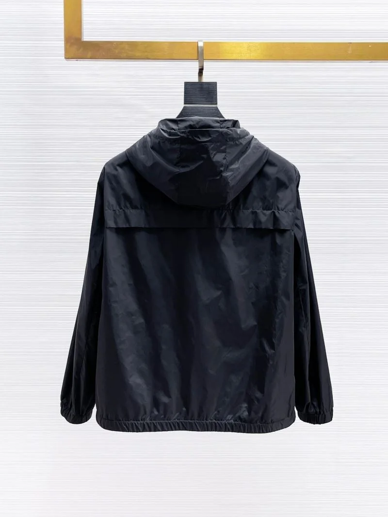 Practical Prada Outwear 167226