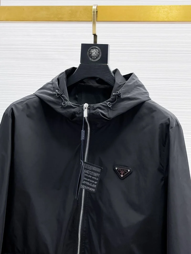 Sporty Prada Outwear 167278