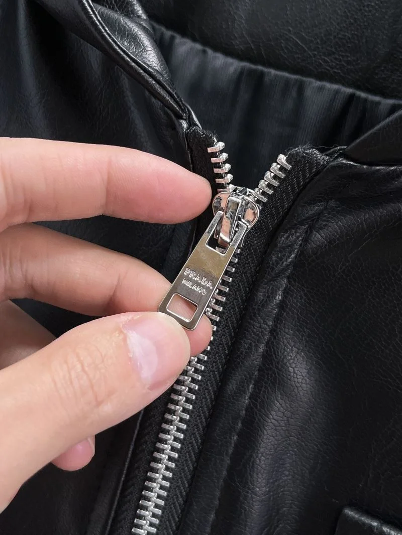 Comfortable Prada Outwear 167222