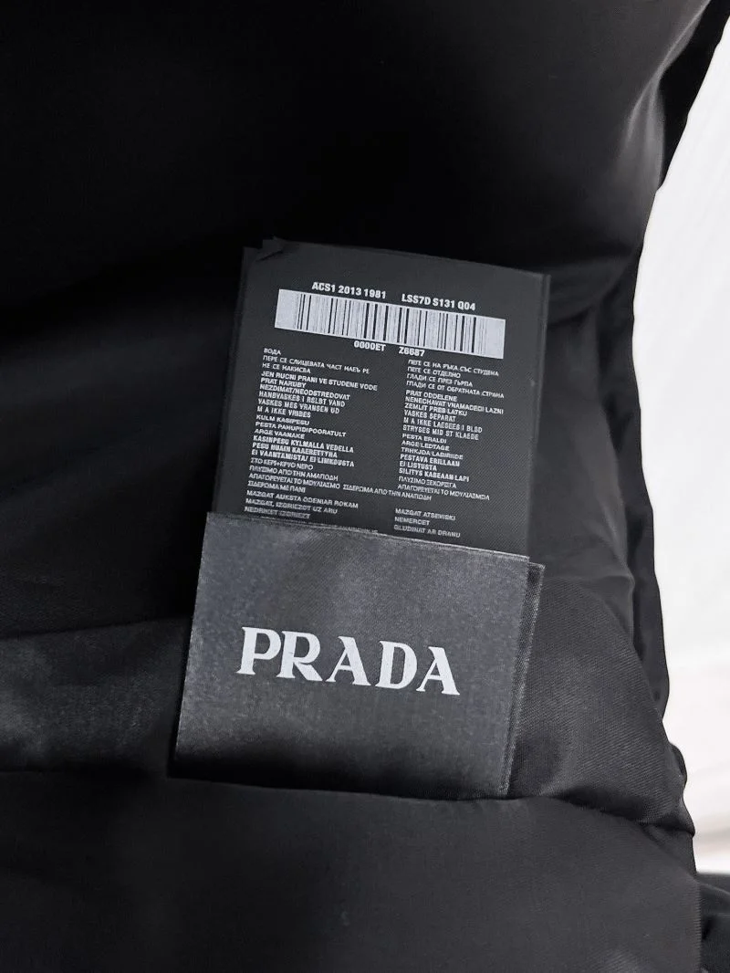 Prada Outwear Bold 167235