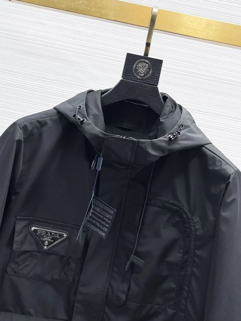 Lightweight Prada Outwear 167237