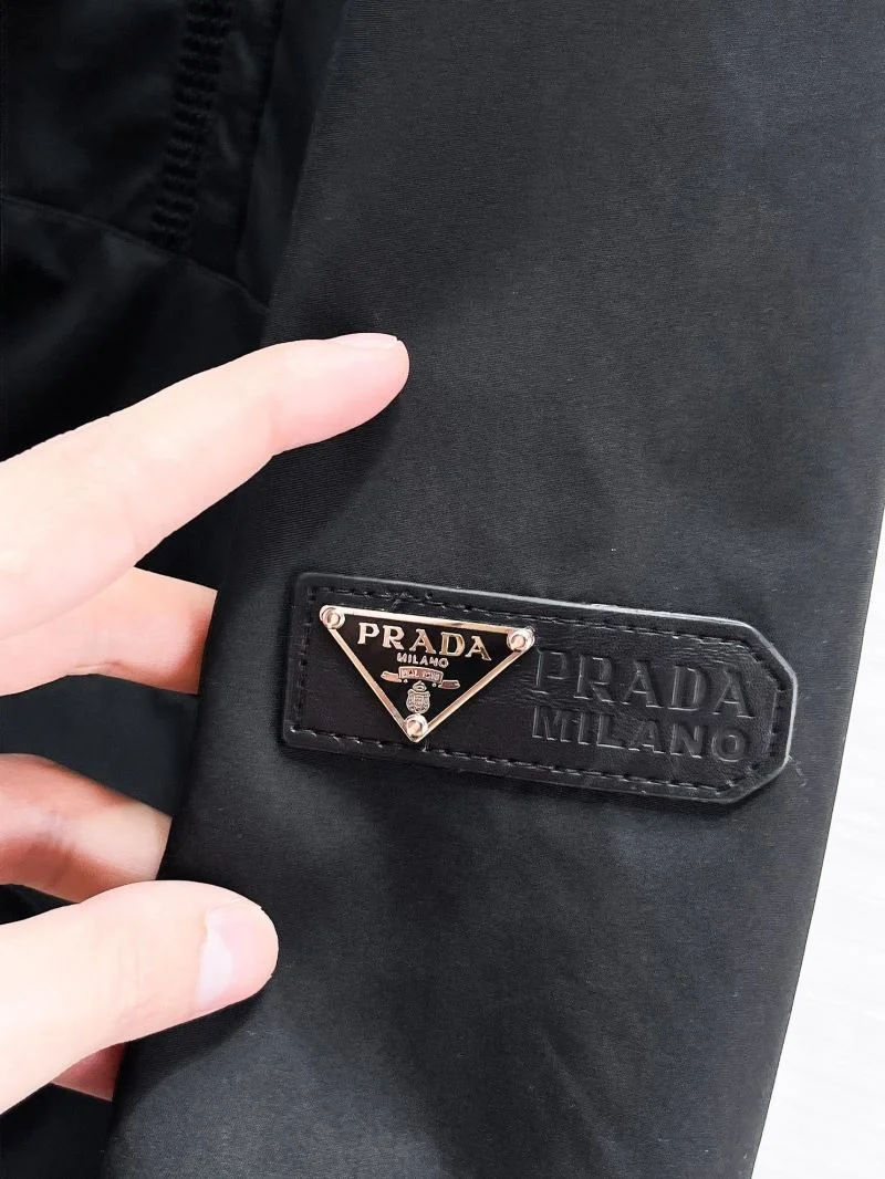 Lightweight Prada Outwear 167237