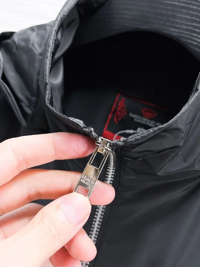 Original Prada Outwear 167217