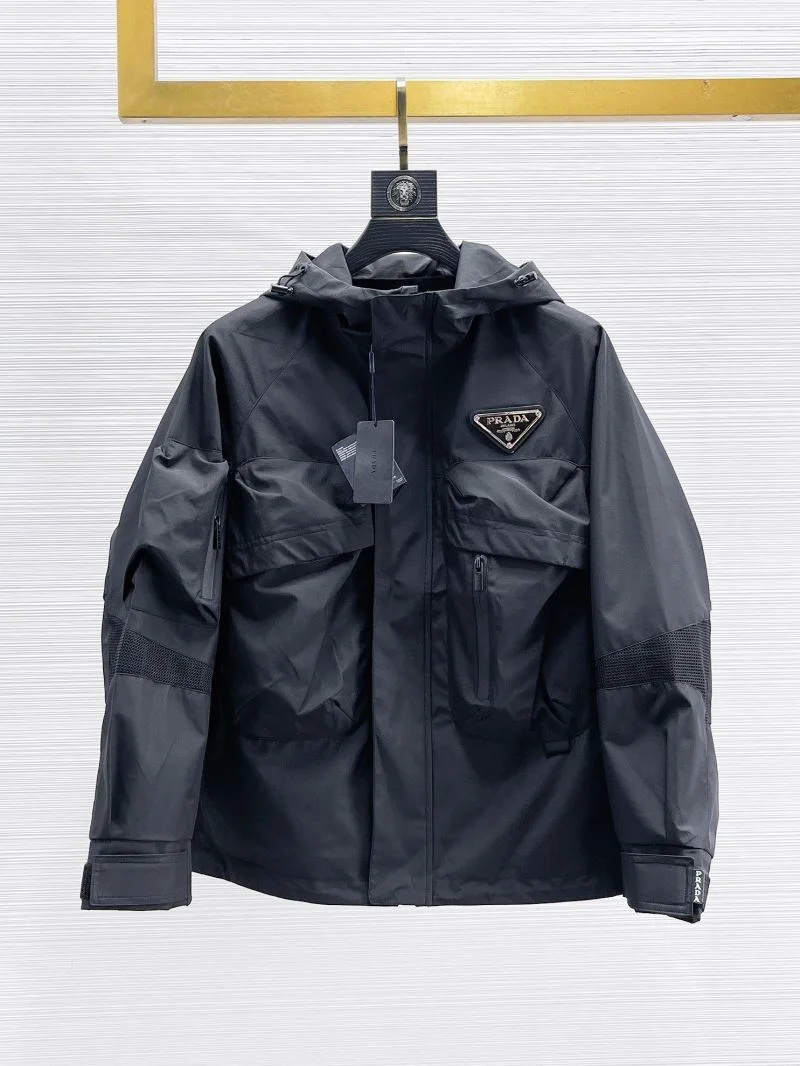 Unique Prada Outwear 167283