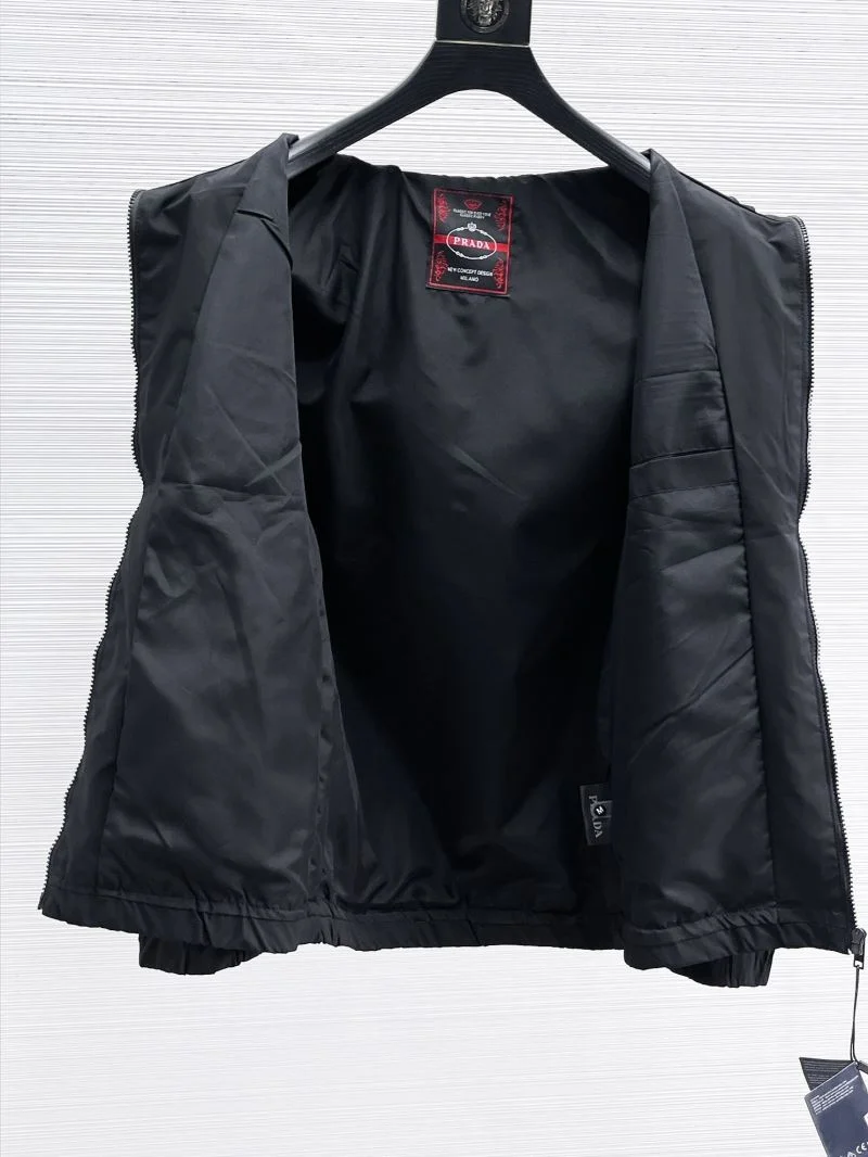 Prada Outwear Classic 167208
