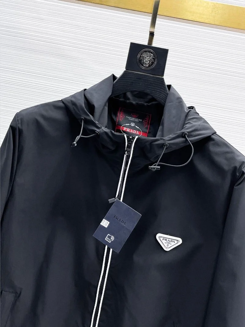 Prada Outwear Classic 167208