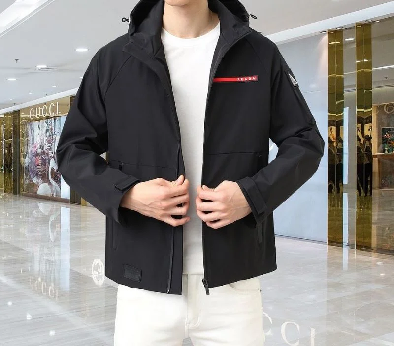 Durable Prada Outwear 167190