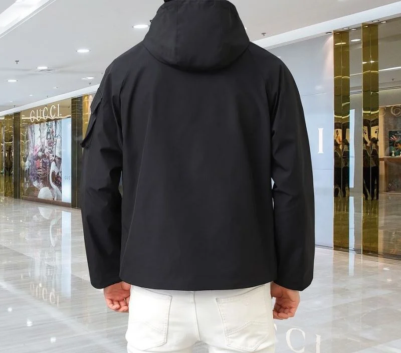 Durable Prada Outwear 167190