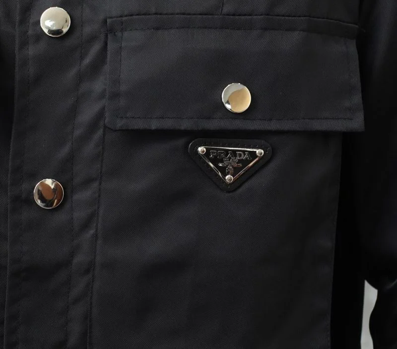 Timeless Prada Outwear 167189