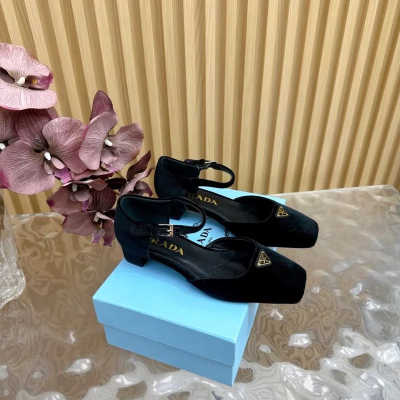 Prada Sandals StreetReady 35060