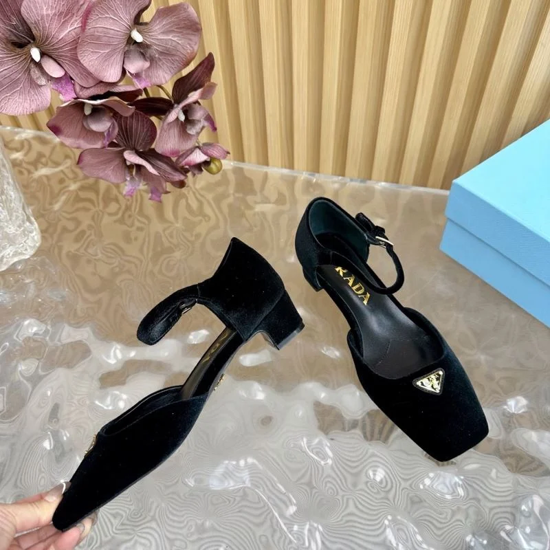 Prada Sandals StreetReady 35060