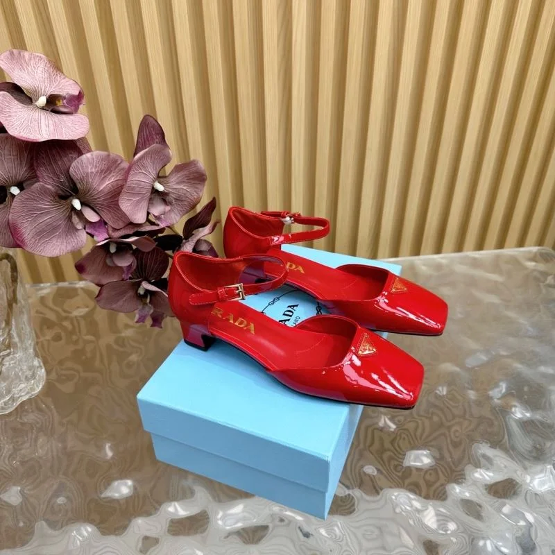 Trendy Prada Sandals 35055