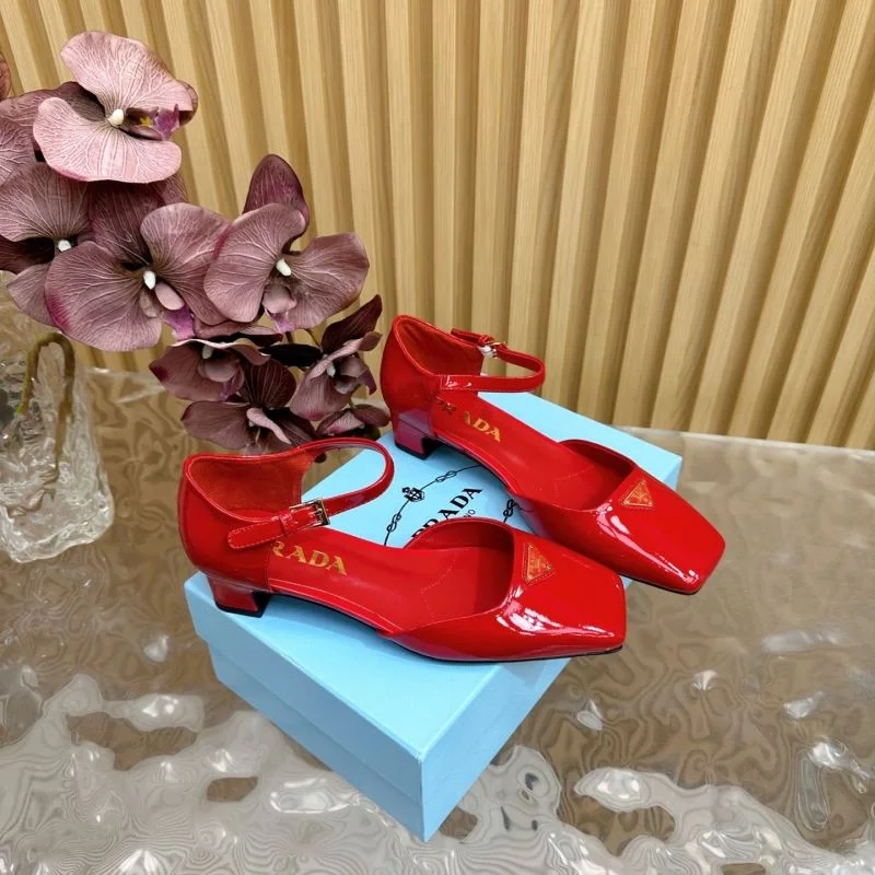 Trendy Prada Sandals 35055