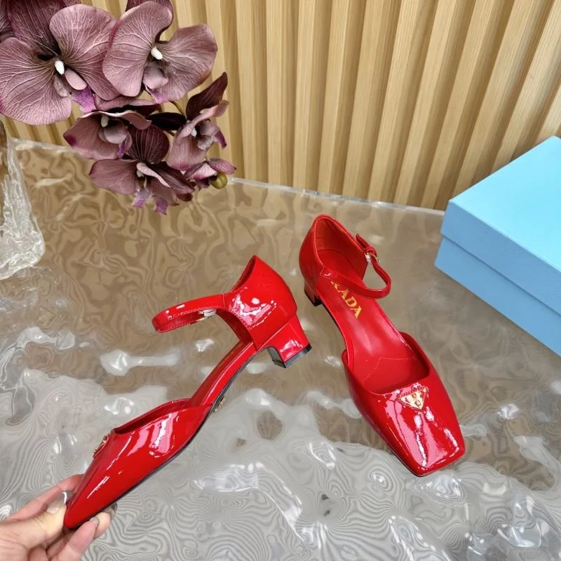 Trendy Prada Sandals 35055