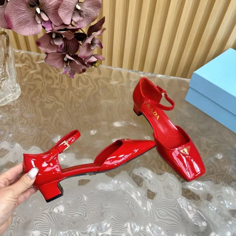Trendy Prada Sandals 35055